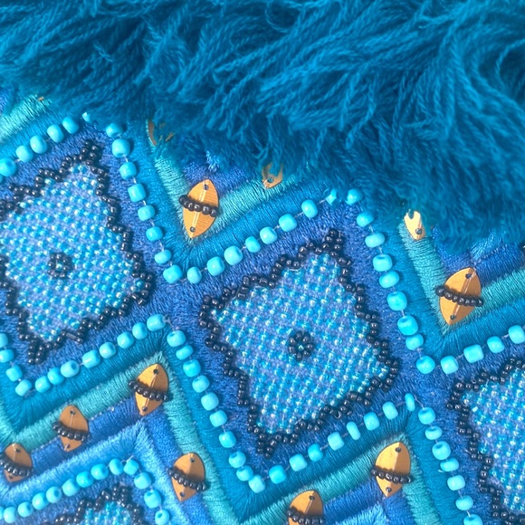 Cute fringed and beaded purse - Picture 6 of 6